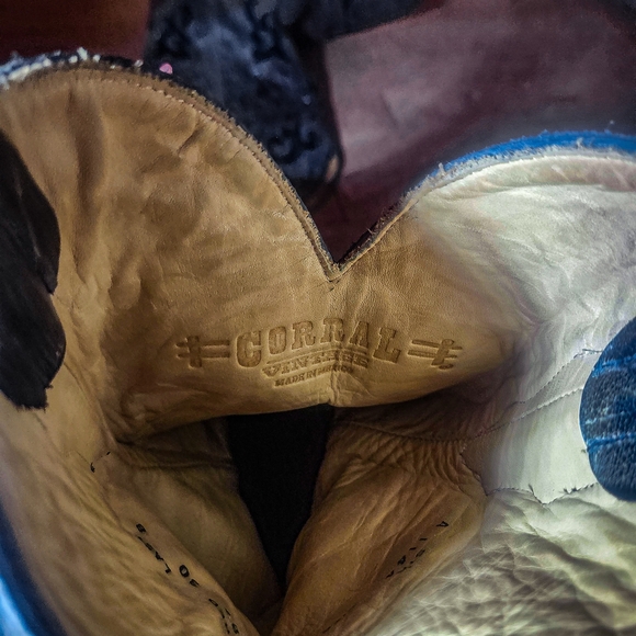 Corral Distressed Leather Embroidered Studded Boots Western Cowgirl Size8 - Picture 5 of 5